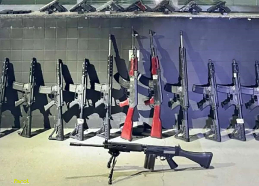 Dupla é presa com 21 armas escondidas em carro na Rodovia Castello Branco