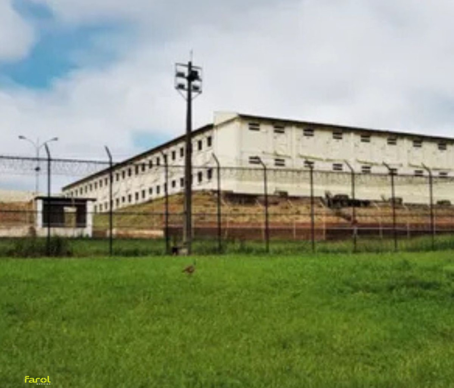 Mais de 400 celulares, drogas e até drone estão entre apreensões em presídios da região de Bauru