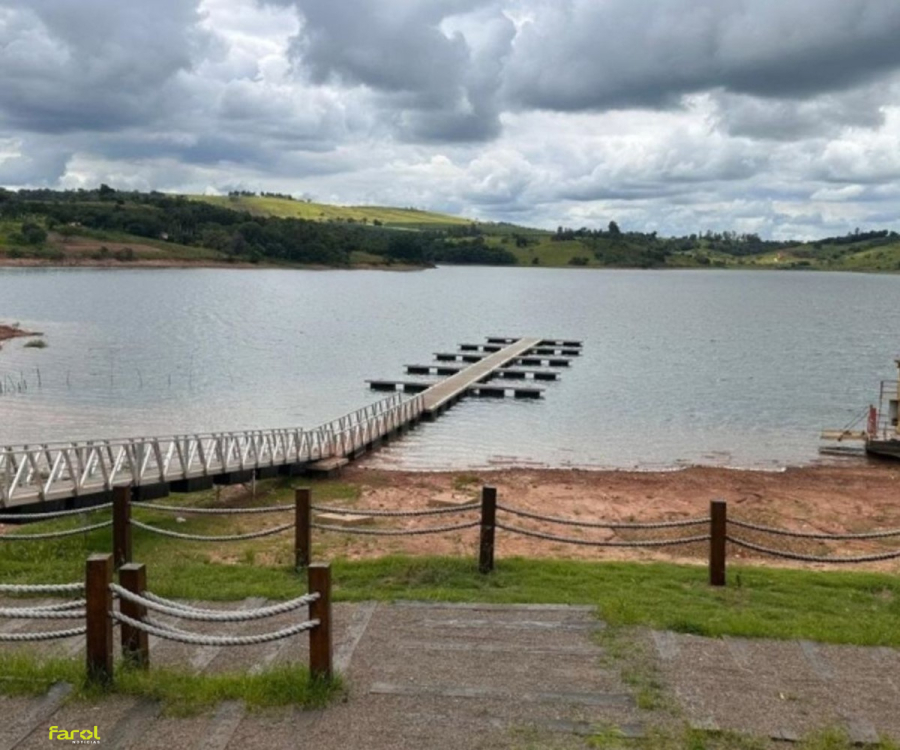 Governador em exercício Felicio Ramuth inaugura estrutura náutica no Balneário Municipal 