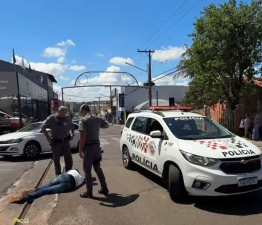 Acidente deixa motociclista ferido no centro da cidade