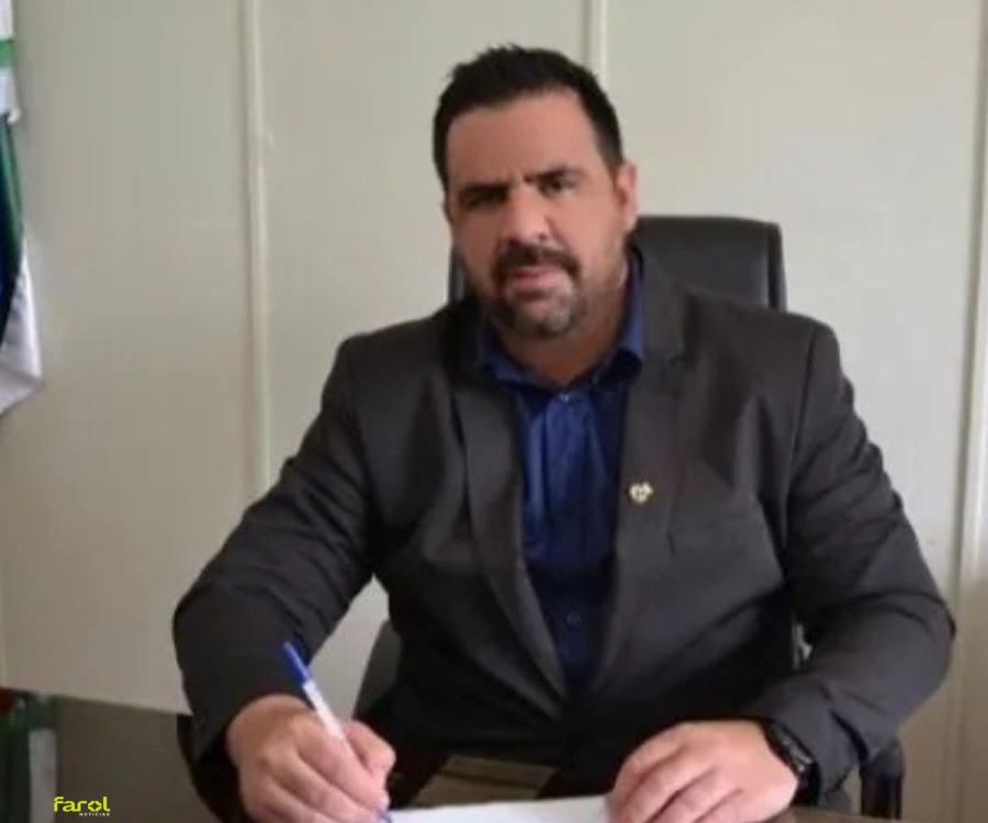 Câmara rejeita Parecer do TCE e desaprova contas do ex-prefeito Jô Silvestre dos anos 2022 e 2023