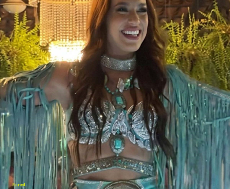 Maria Vitória Dias é eleita Rainha da EMAPA 2026 em noite de festa 