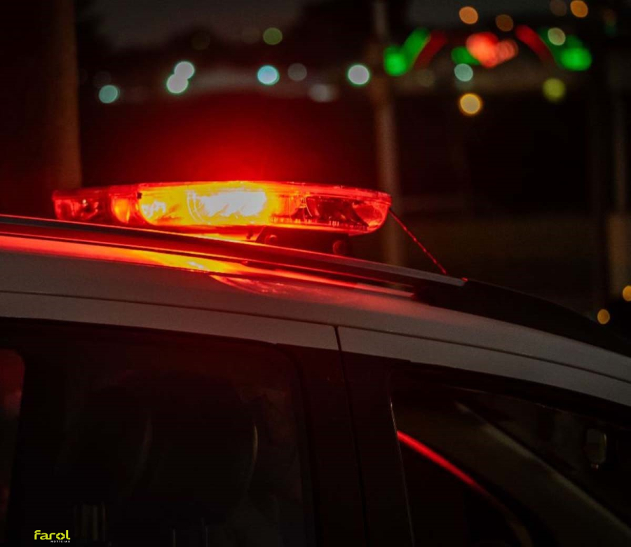 Motorista atropela policial militar e outras duas pessoas durante abordagem 