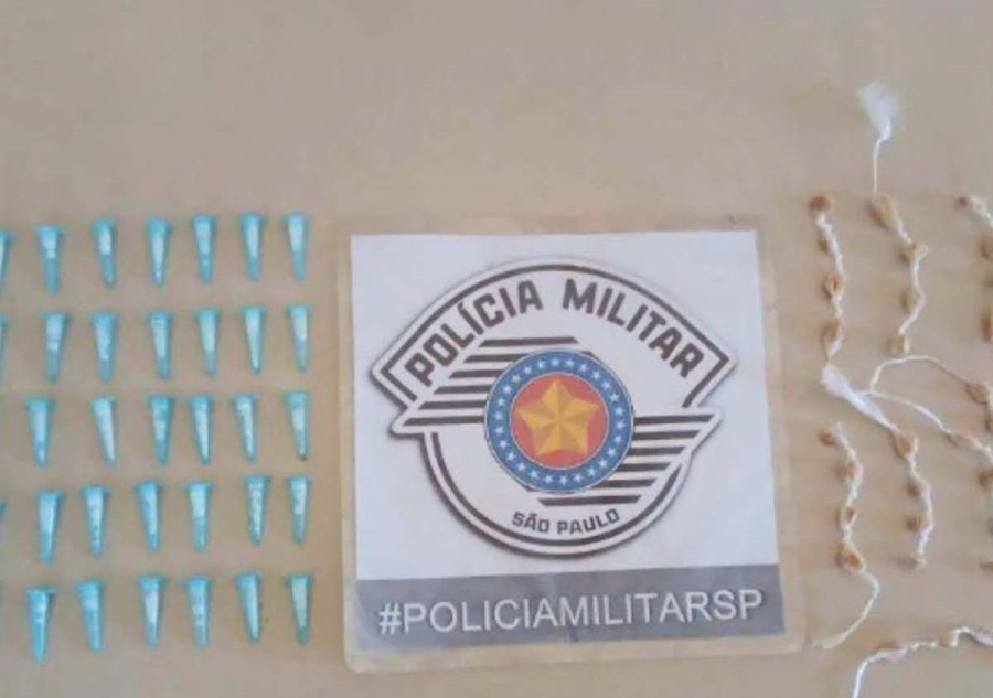 Homem é preso com 80 porções de drogas 