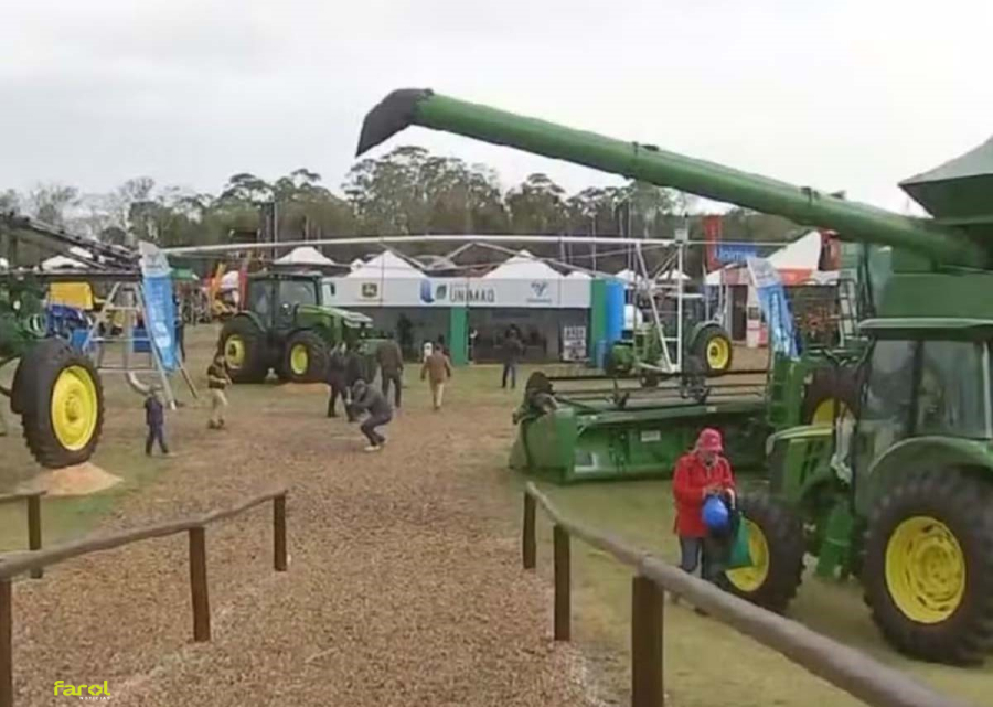 Evento reune 60 expositores e apresenta tecnologias para o campo em Paranapanema