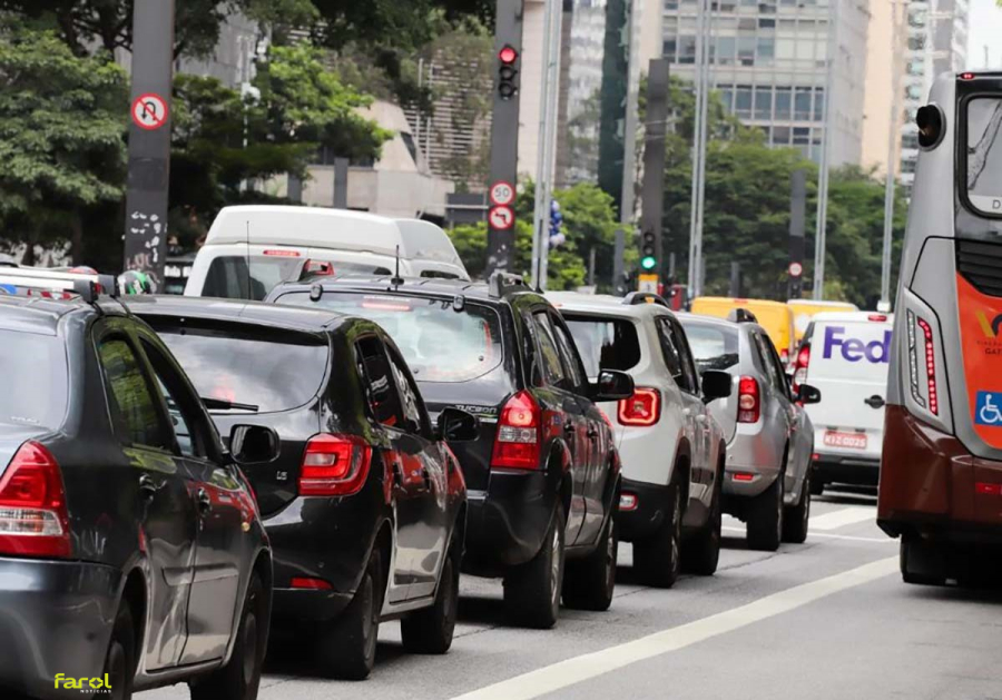 Licenciamento de veículos com placas finais 5 e 6 deve ser feito até setembro em SP