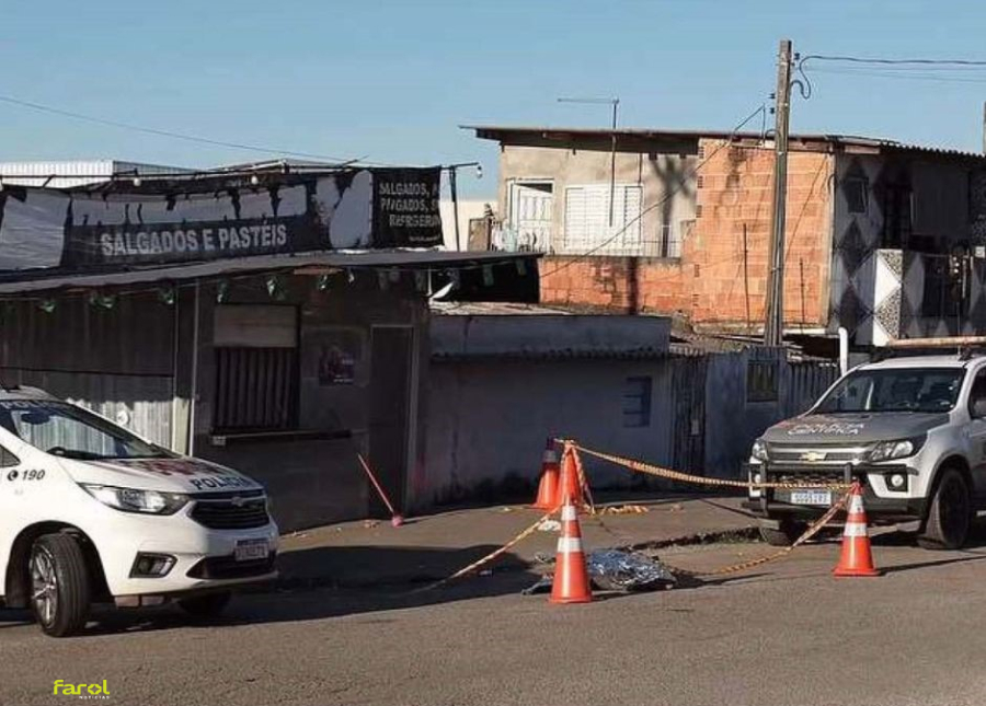 Homem de 28 anos é morto a tiros em via pública 